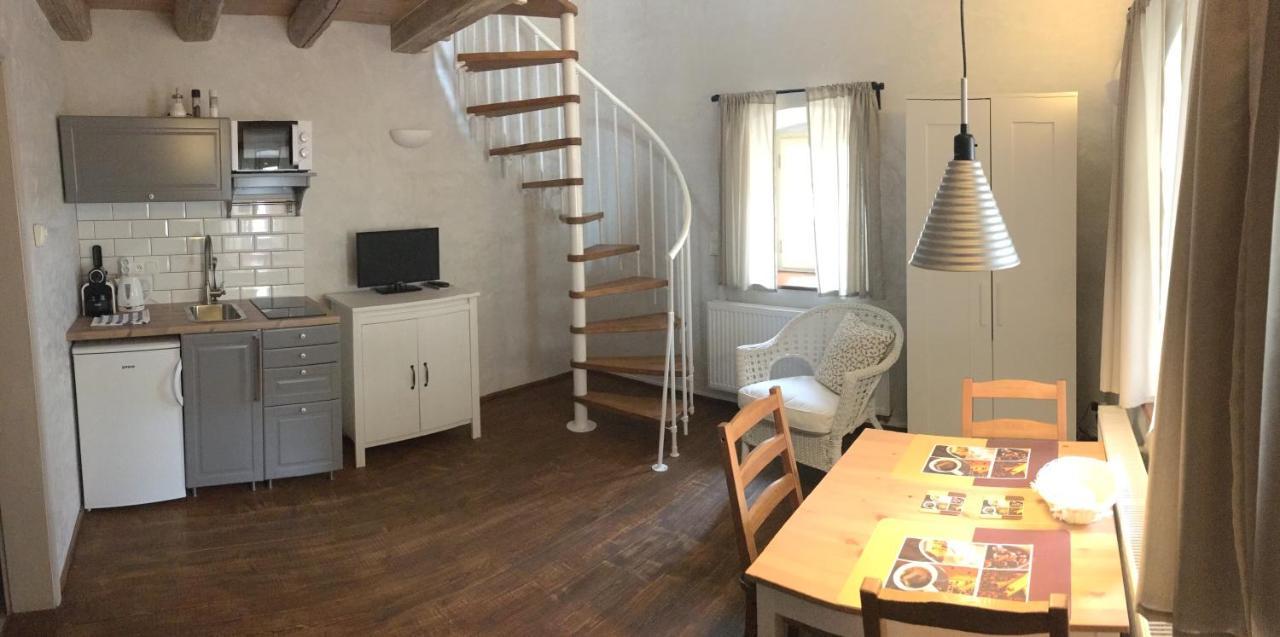 U Dr. Fausta Apartamento Slavonice Exterior foto