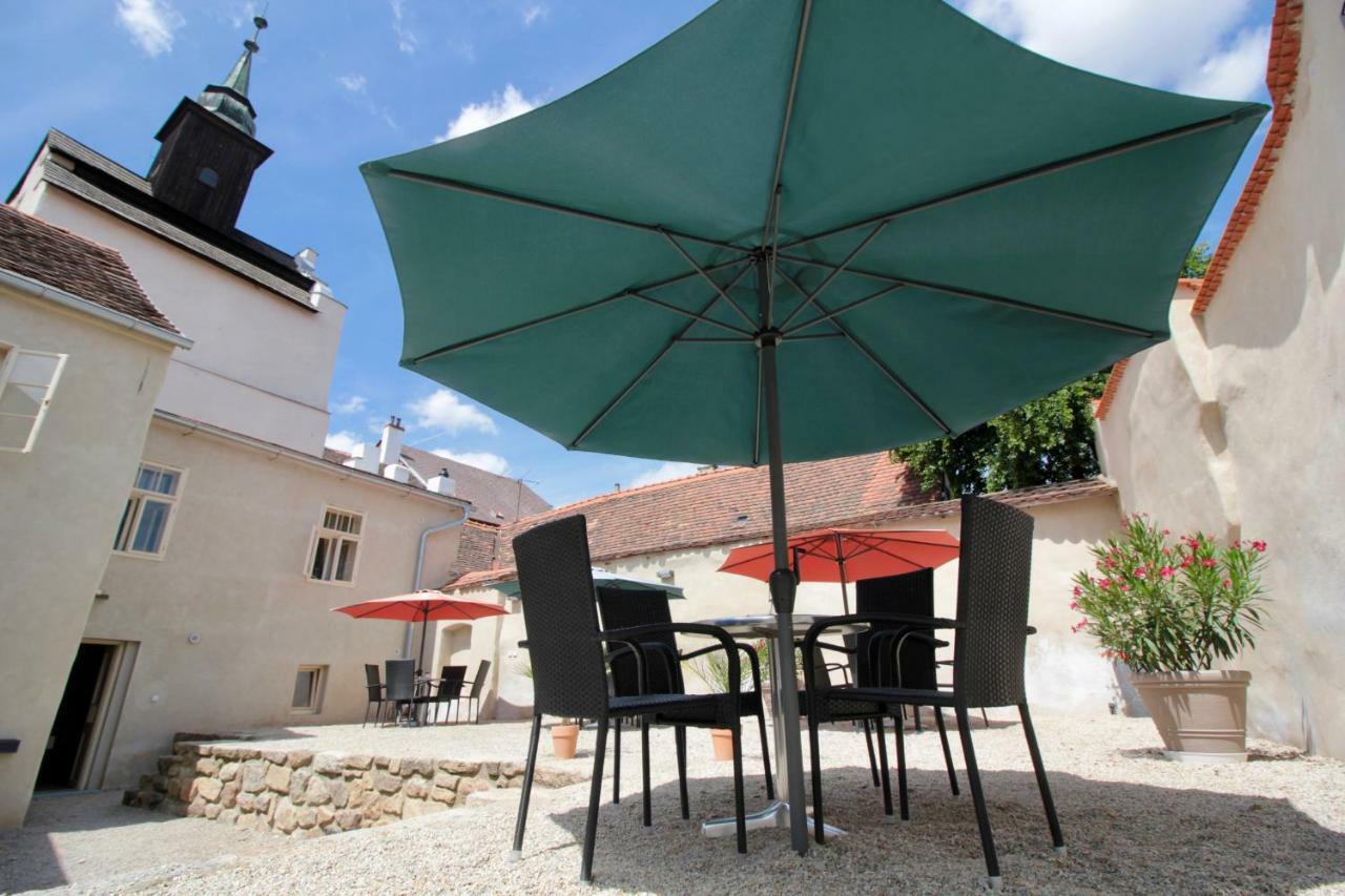 U Dr. Fausta Apartamento Slavonice Exterior foto